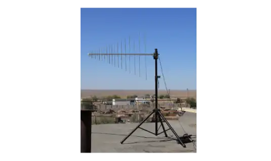 Wideband EW Log Periodic Antenna 160 -1100 MHz